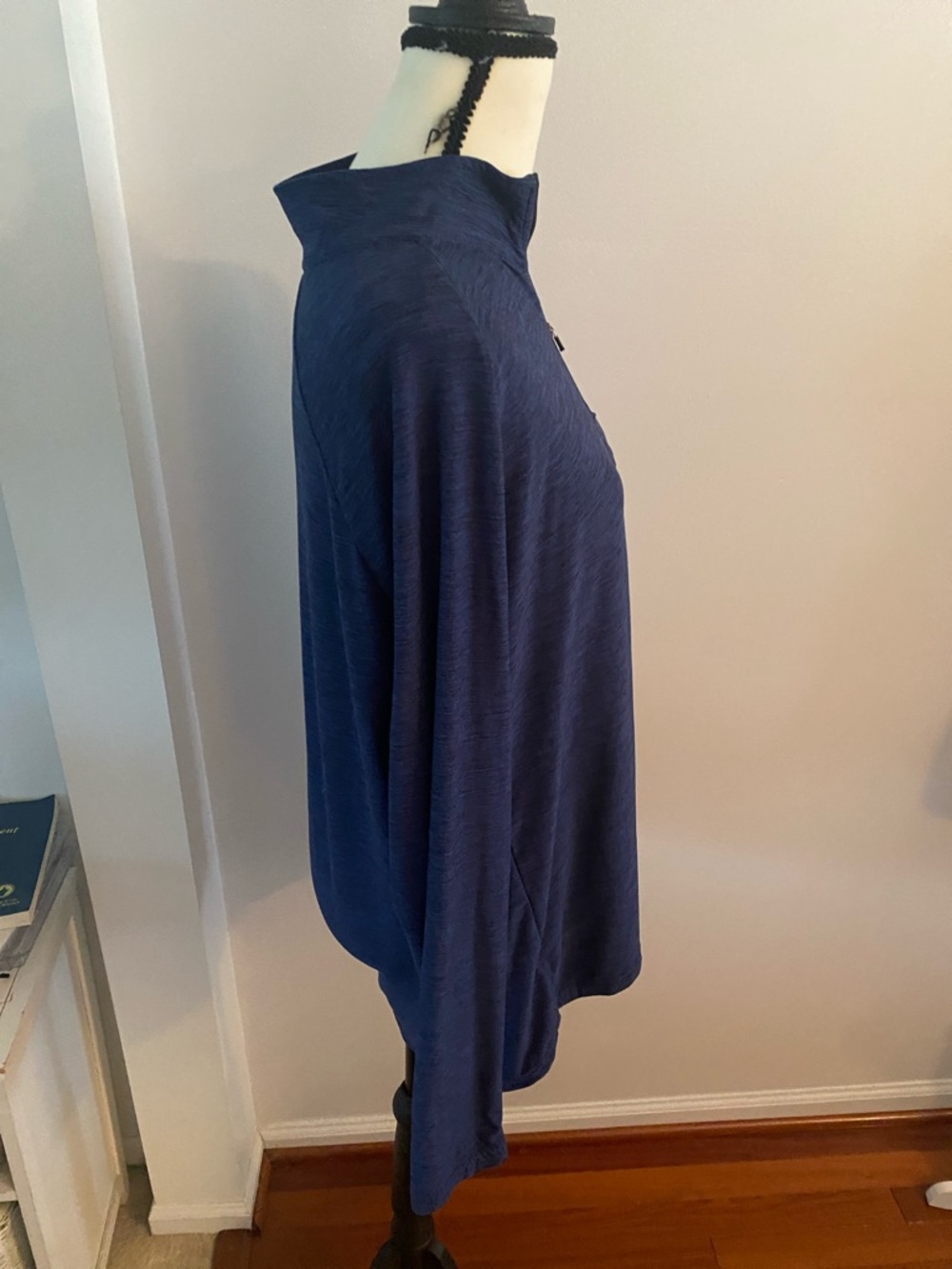Leg3nd brand Medium long sleeve top made in Egypt - Picture 4 of 7